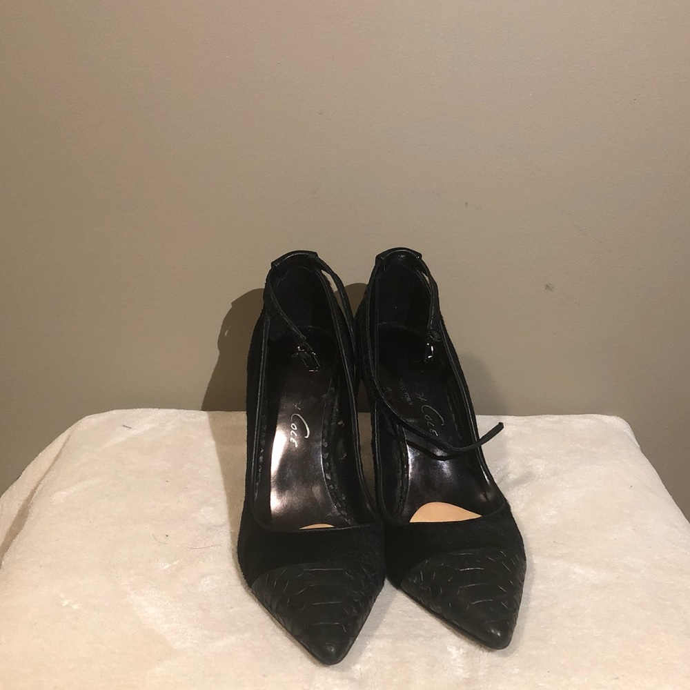 Kenneth Cole heels